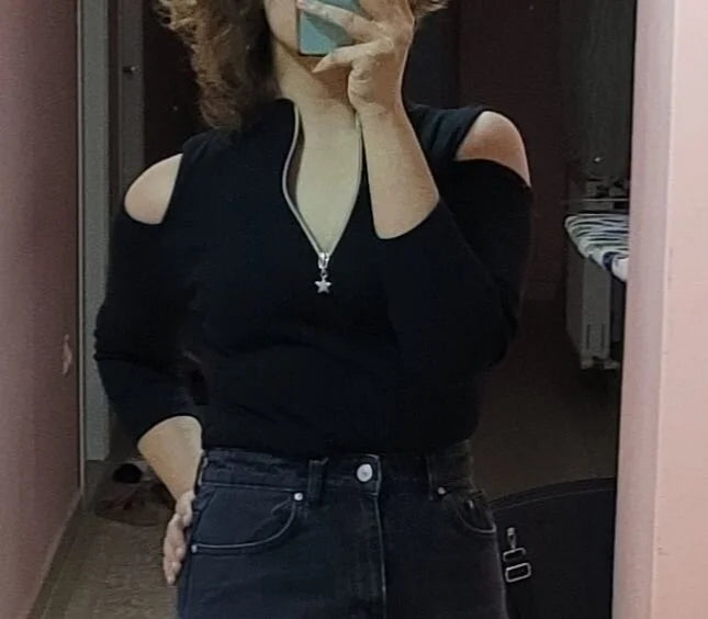Women's Black Elastic Off-Shoulder Blouse - Elegant and Stylish Fashion -