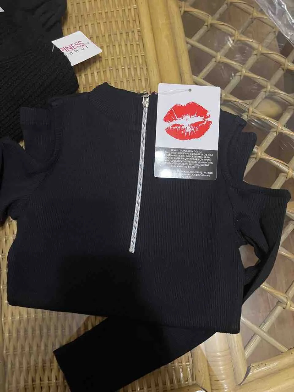 Women's Black Elastic Off-Shoulder Blouse - Elegant and Stylish Fashion -