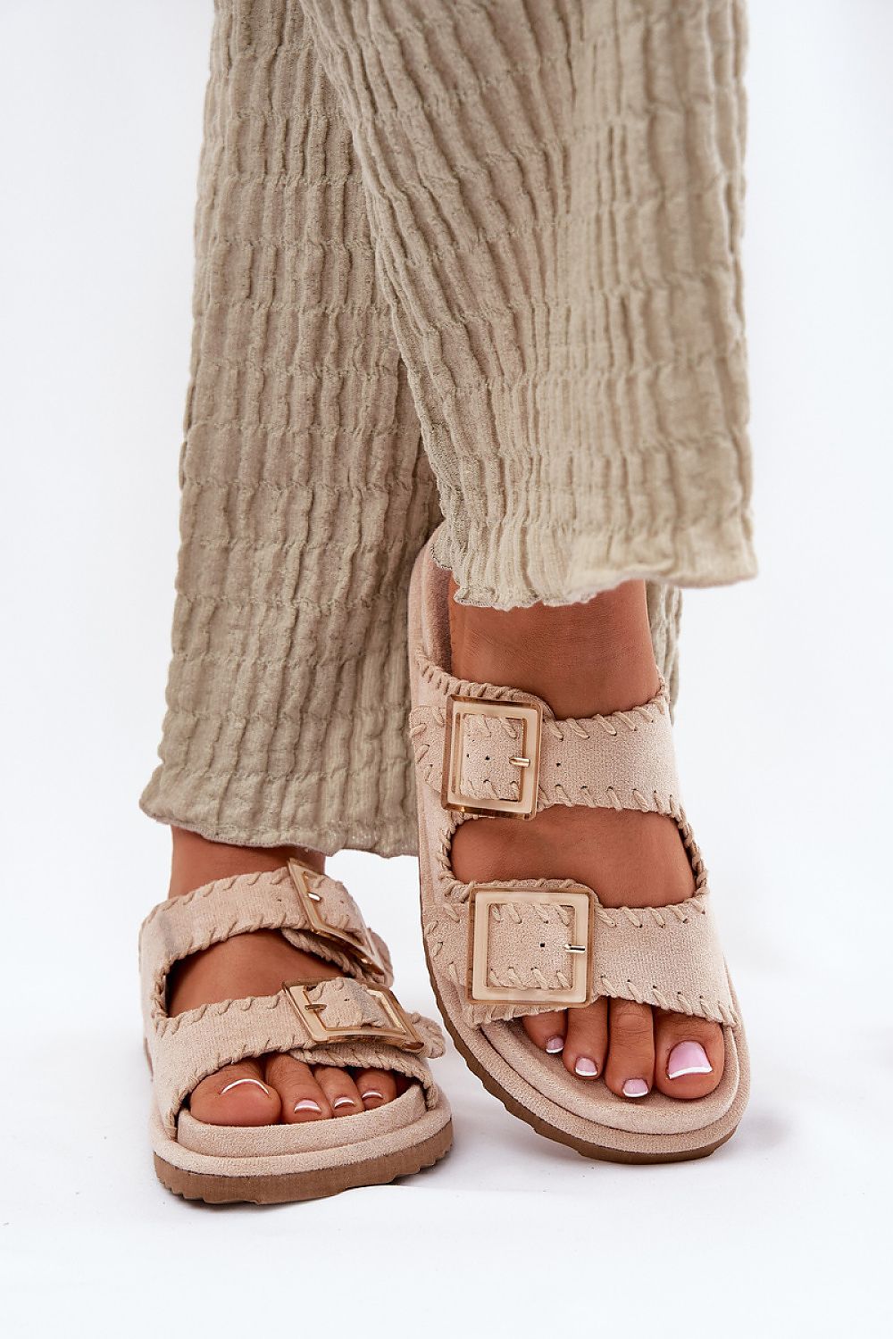 Flip-flops model 213956 Step in style